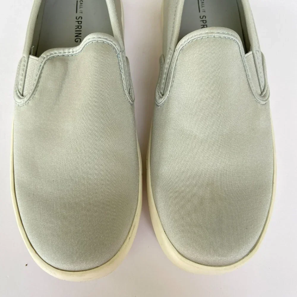 Call It Spring Lovaudien‎ Grey Slip-On Sneakers Size 6.5